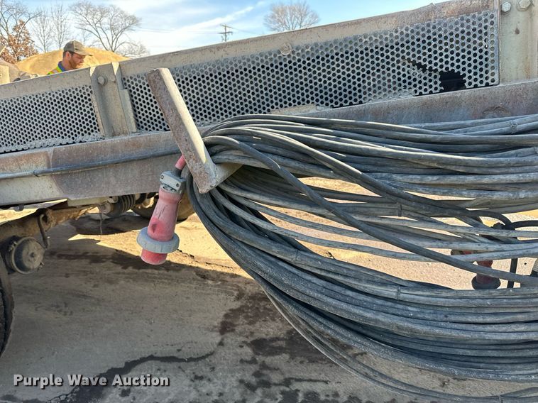 image for item DQ7446 2015 Lippmann  conveyor