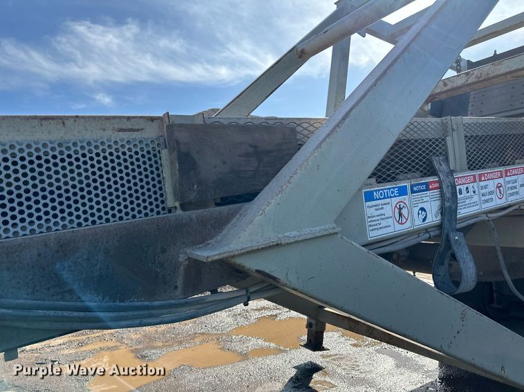 image for item DQ7446 2015 Lippmann  conveyor