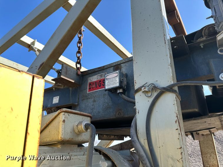 image for item DQ7446 2015 Lippmann  conveyor