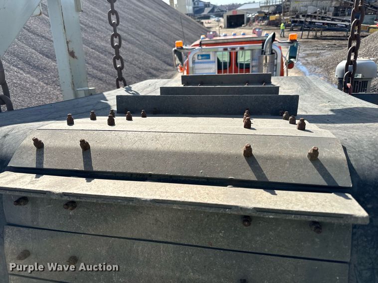 image for item DQ7446 2015 Lippmann  conveyor