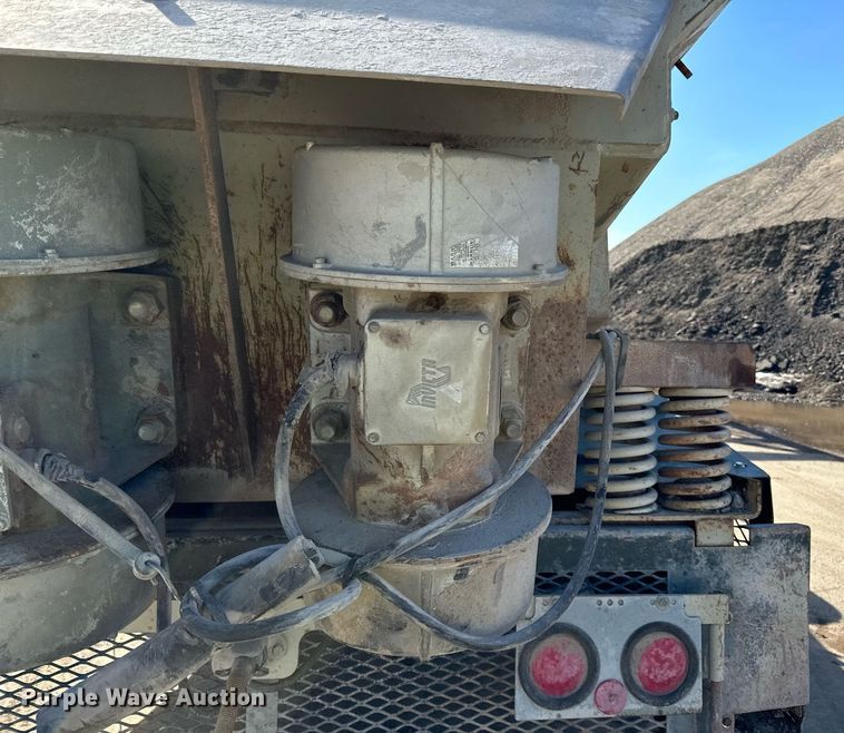 image for item DQ7446 2015 Lippmann  conveyor