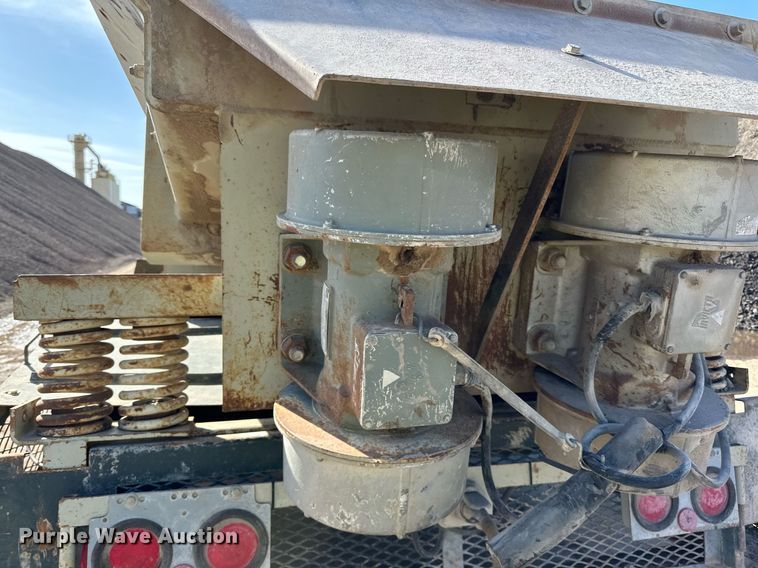 image for item DQ7446 2015 Lippmann  conveyor