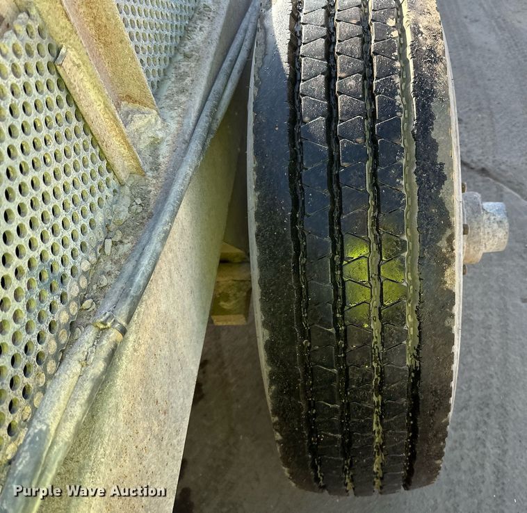 image for item DQ7446 2015 Lippmann  conveyor