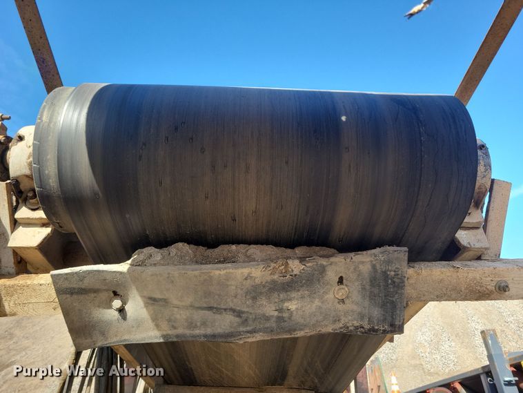 image for item DQ7447 2007 Superior 36x30 conveyor