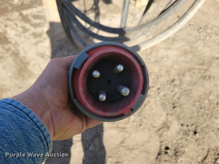 image for item DQ7447 2007 Superior 36x30 conveyor