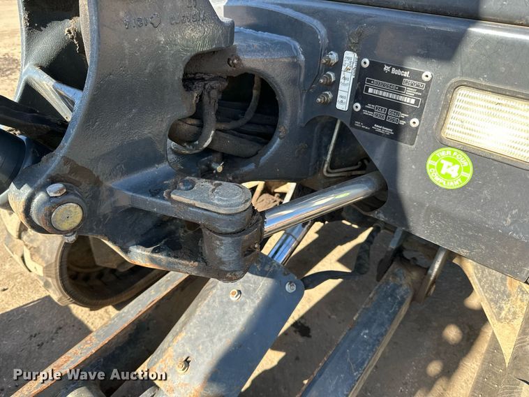 image for item DQ7450 2015 Bobcat  E26 mini excavator