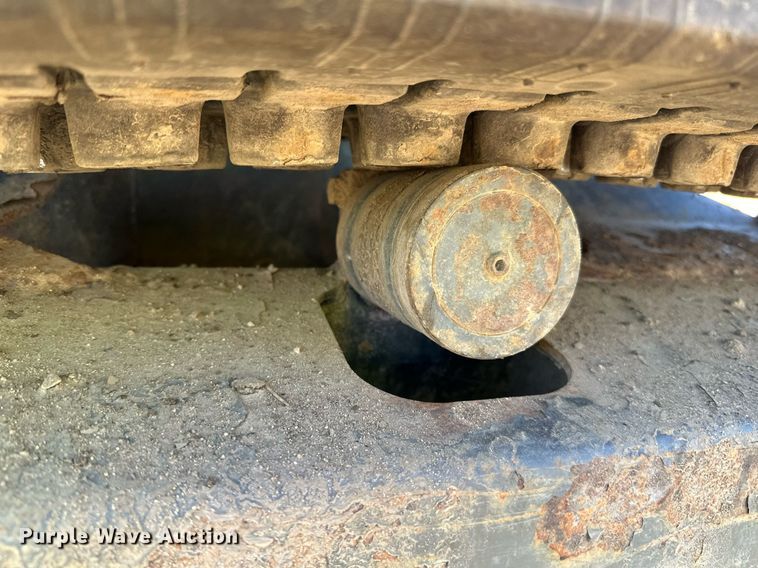 image for item DQ7450 2015 Bobcat  E26 mini excavator