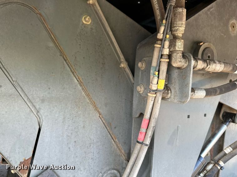 image for item DQ7451 2022 Freightliner  Business Class M2 street sweeper truck