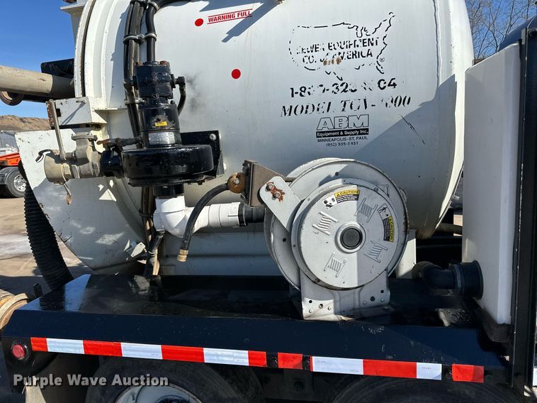 image for item DQ7452 Sewer Equipment Co of America  TGV-1000 vacuum trailer