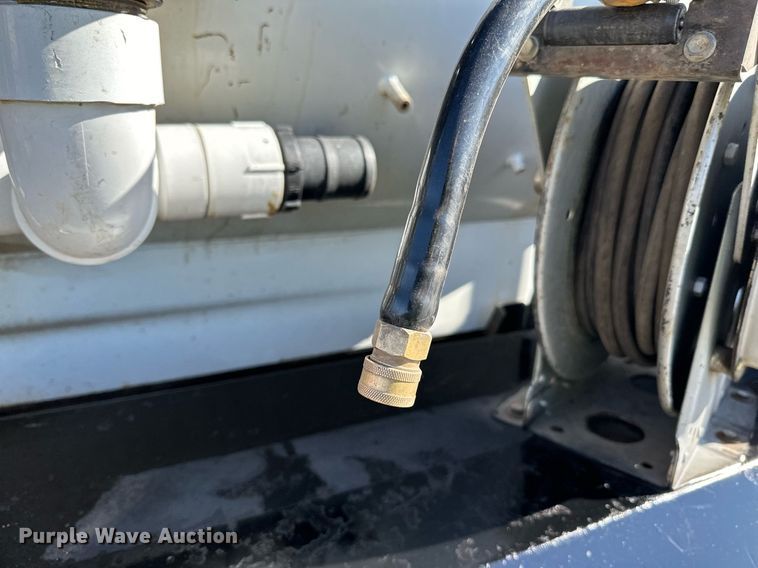 image for item DQ7452 Sewer Equipment Co of America  TGV-1000 vacuum trailer