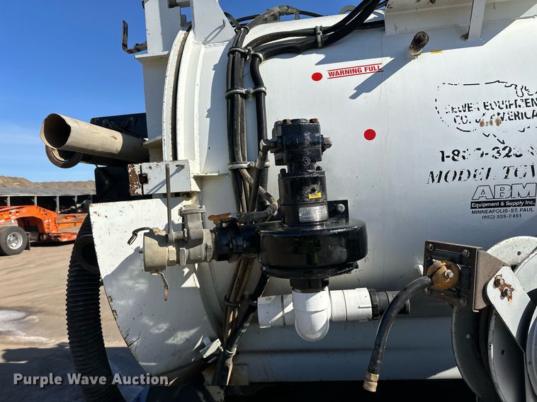 image for item DQ7452 Sewer Equipment Co of America  TGV-1000 vacuum trailer