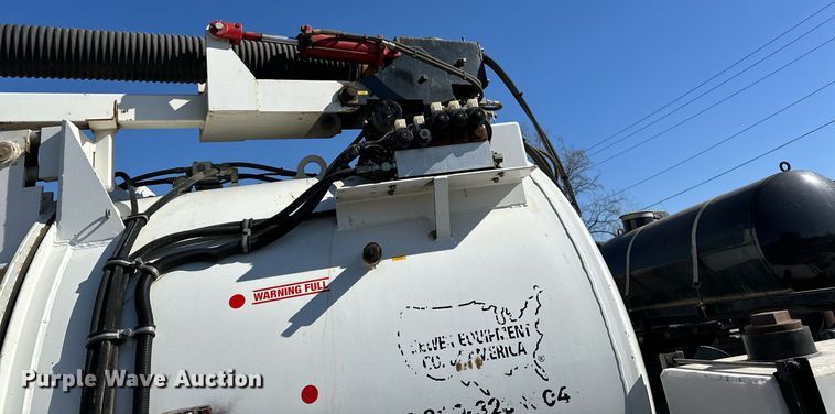 image for item DQ7452 Sewer Equipment Co of America  TGV-1000 vacuum trailer