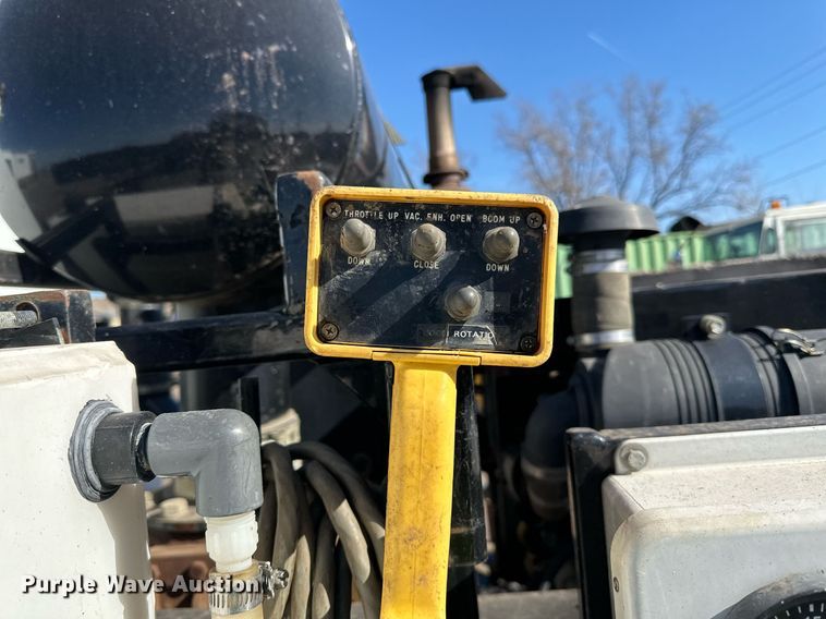 image for item DQ7452 Sewer Equipment Co of America  TGV-1000 vacuum trailer