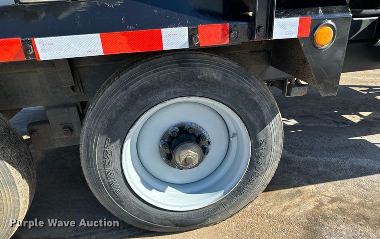 image for item DQ7452 Sewer Equipment Co of America  TGV-1000 vacuum trailer