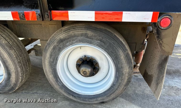 image for item DQ7452 Sewer Equipment Co of America  TGV-1000 vacuum trailer