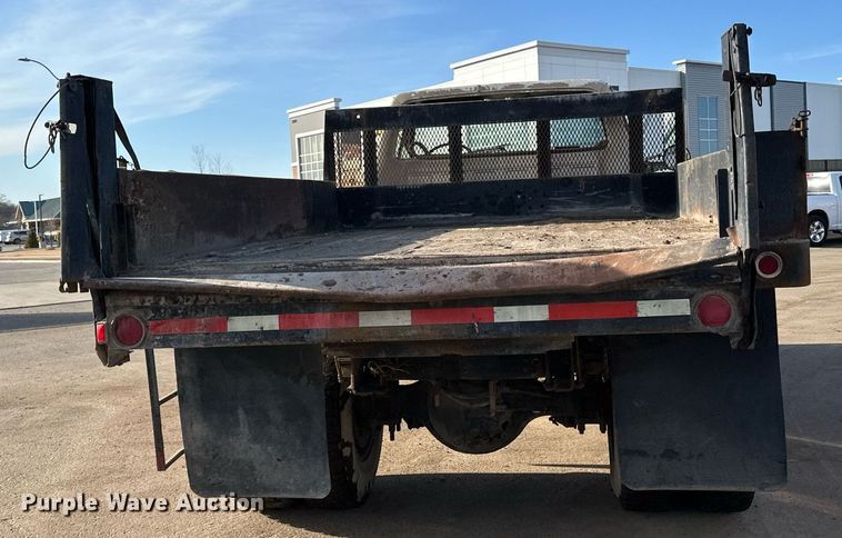 image for item DQ7453 1987 Ford  F800 flatbed truck