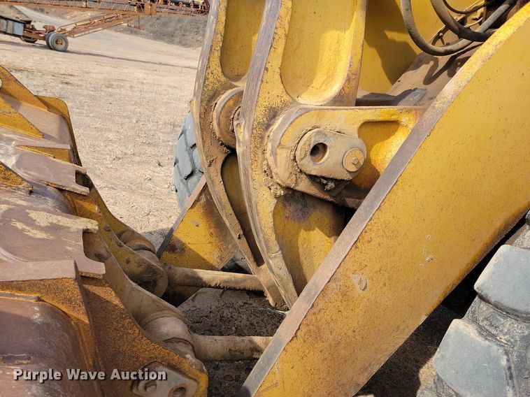 image for item DQ7456 1993 Caterpillar 980F wheel loader