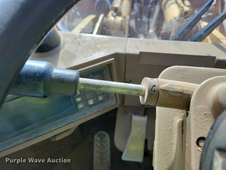 image for item DQ7456 1993 Caterpillar 980F wheel loader