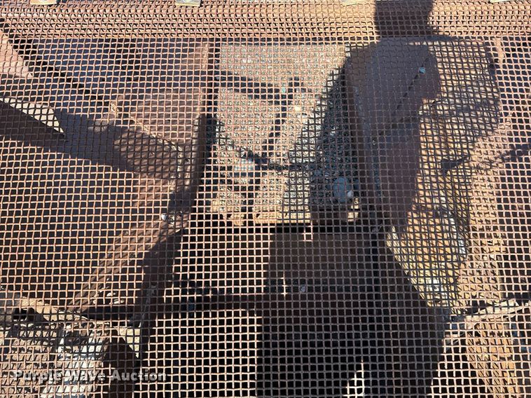 image for item DQ7460 1975 Universal   3042 jaw crusher