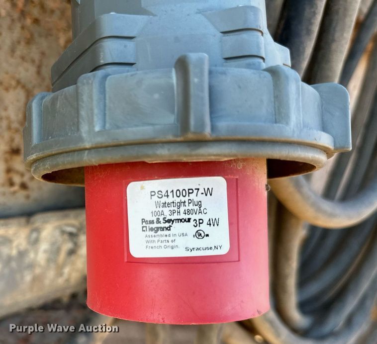 image for item DQ7460 1975 Universal   3042 jaw crusher