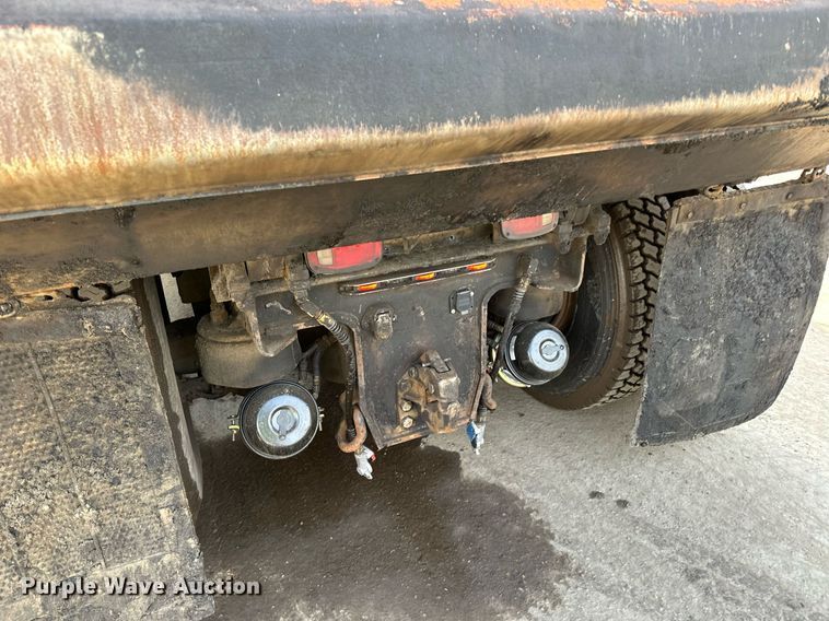 image for item DR4252 2018 Kenworth T880 dump truck