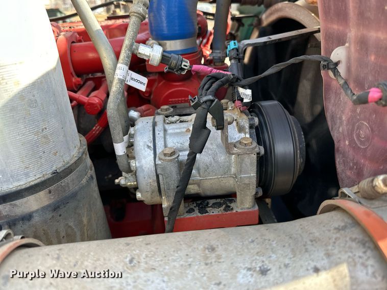 image for item DR4252 2018 Kenworth T880 dump truck