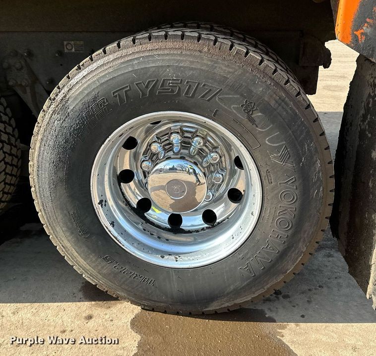 image for item DR4252 2018 Kenworth T880 dump truck