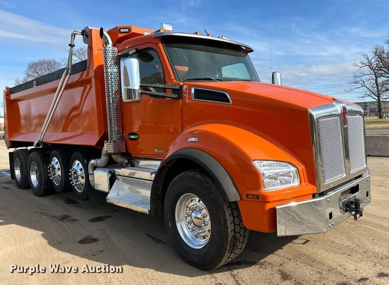 image for item DR4253 2021 Kenworth T880 dump truck