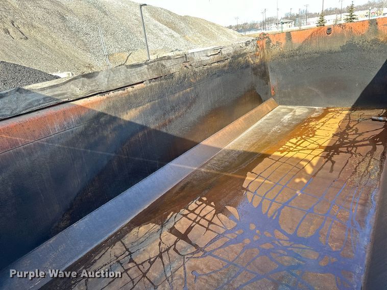 image for item DR4253 2021 Kenworth T880 dump truck