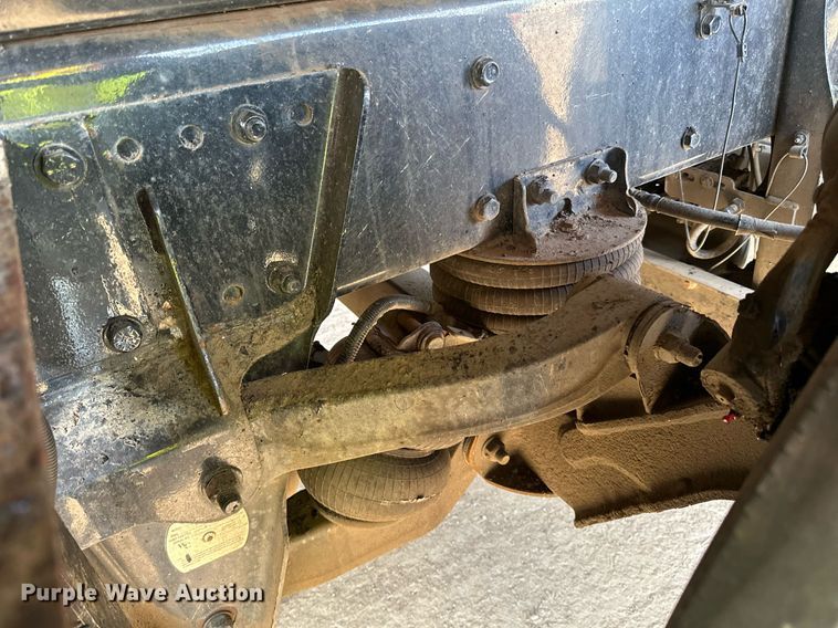 image for item DR4253 2021 Kenworth T880 dump truck