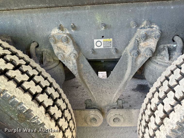 image for item DR4253 2021 Kenworth T880 dump truck