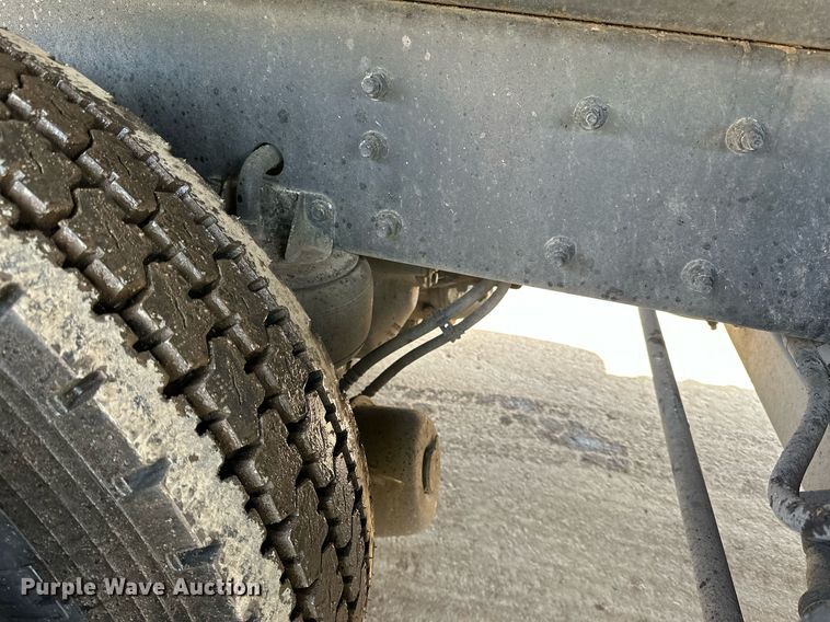 image for item DR4253 2021 Kenworth T880 dump truck