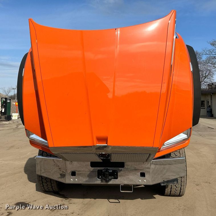 image for item DR4253 2021 Kenworth T880 dump truck