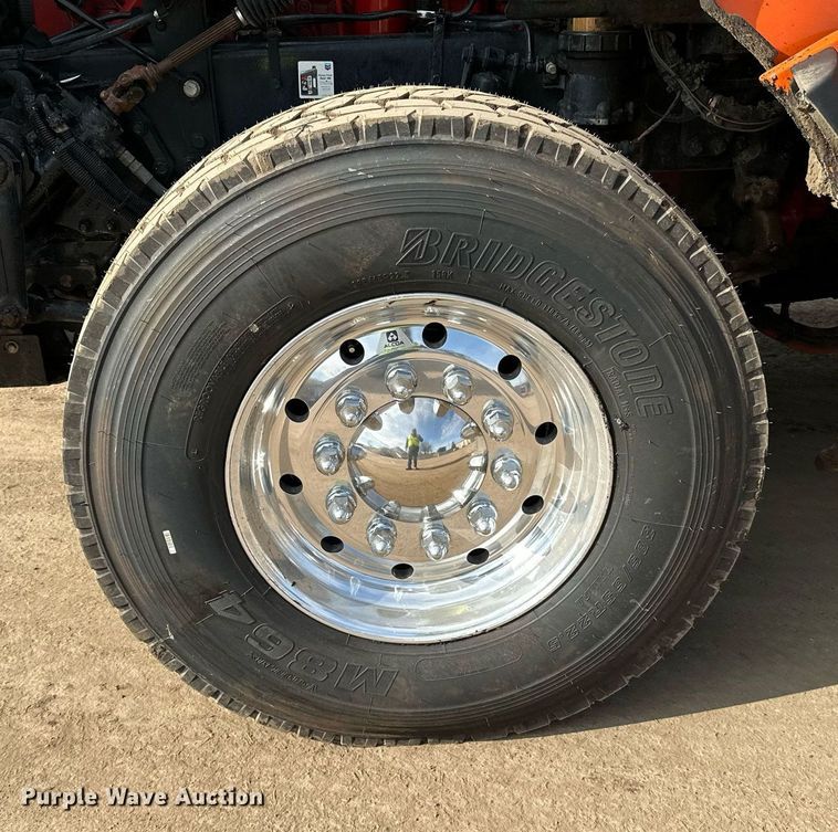 image for item DR4253 2021 Kenworth T880 dump truck