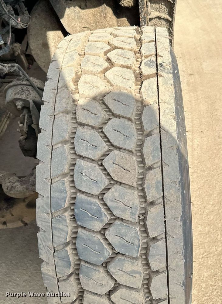 image for item DR4253 2021 Kenworth T880 dump truck