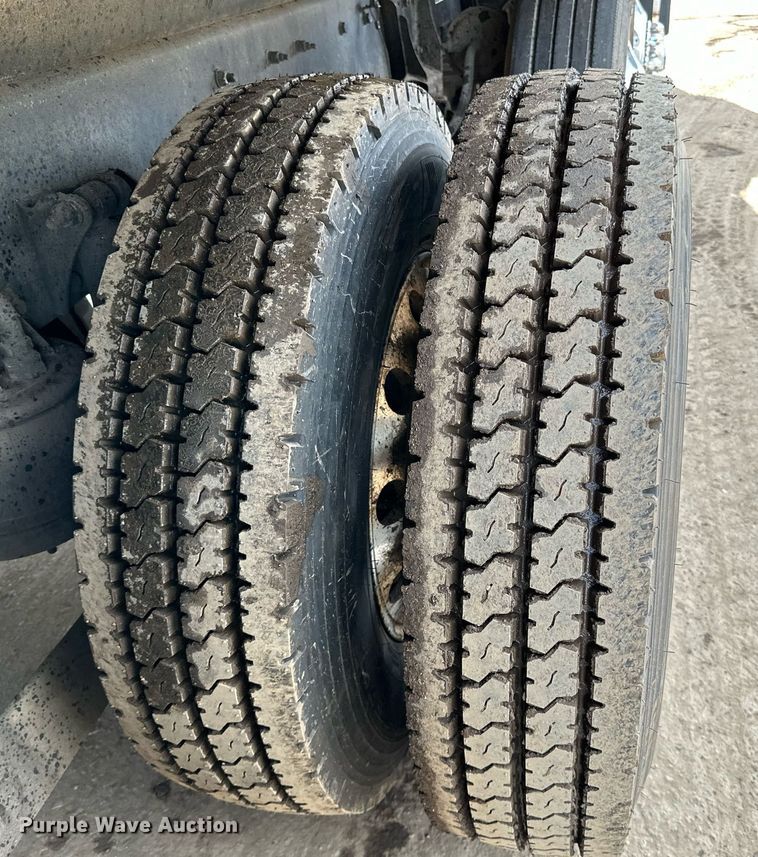 image for item DR4253 2021 Kenworth T880 dump truck