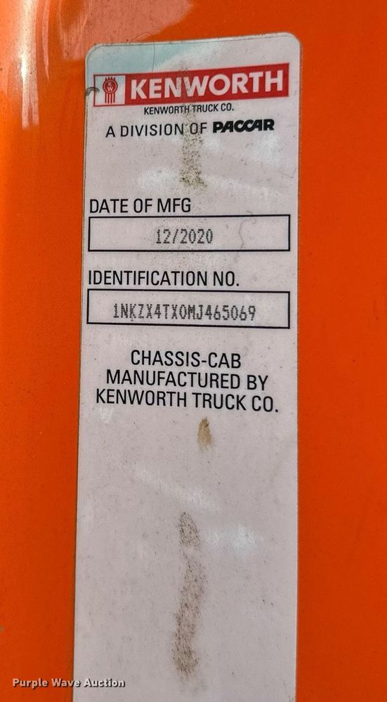 image for item DR4253 2021 Kenworth T880 dump truck