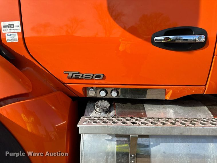 image for item DR4254 2021 Kenworth T880 dump truck