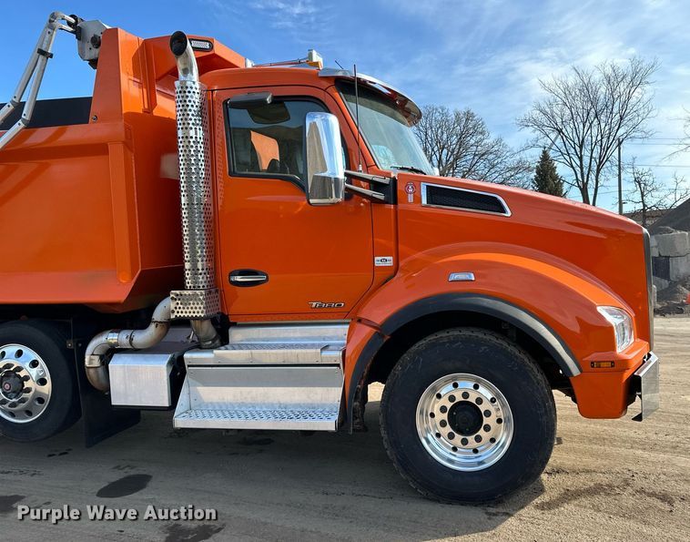 image for item DR4254 2021 Kenworth T880 dump truck