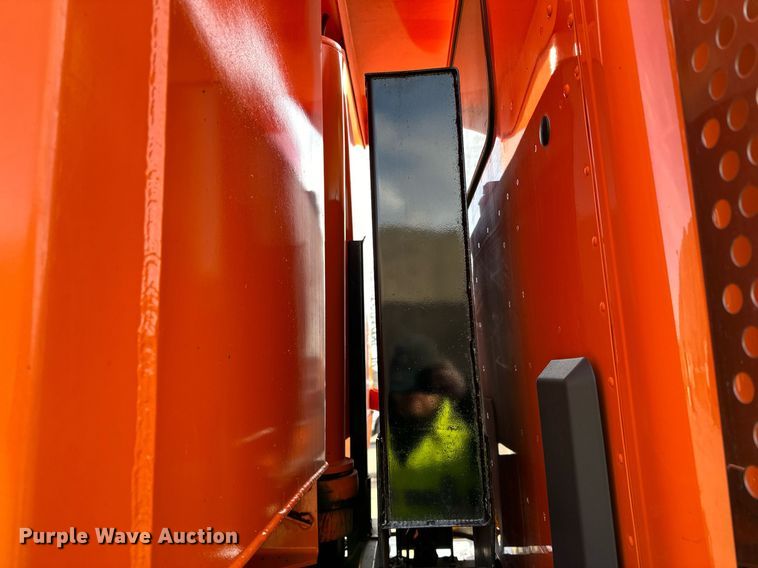 image for item DR4254 2021 Kenworth T880 dump truck