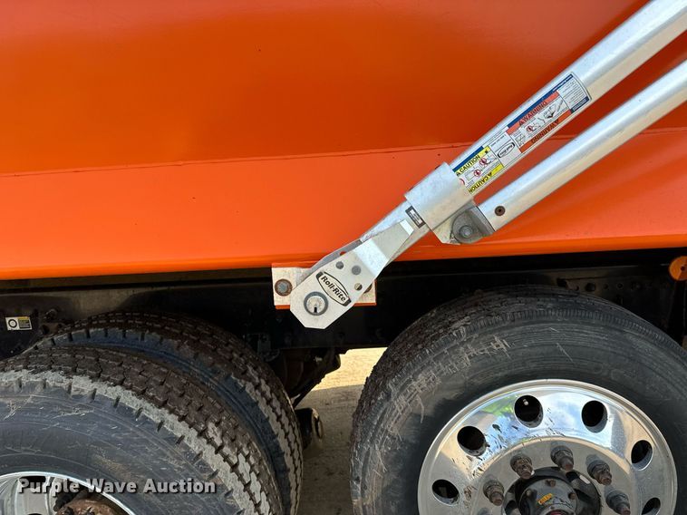 image for item DR4254 2021 Kenworth T880 dump truck