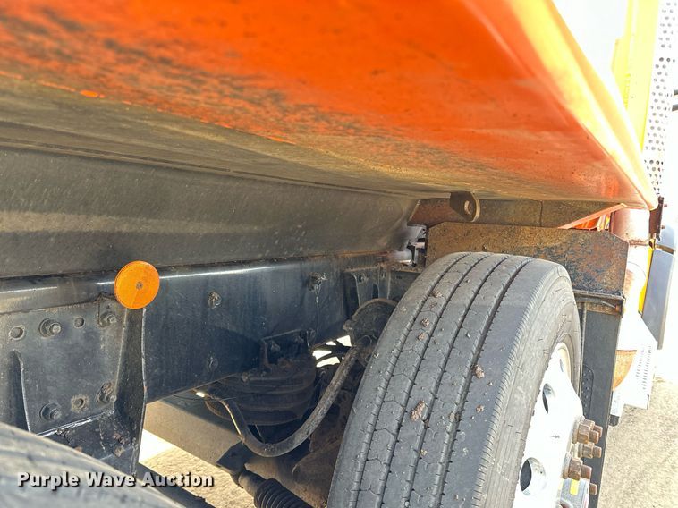 image for item DR4254 2021 Kenworth T880 dump truck