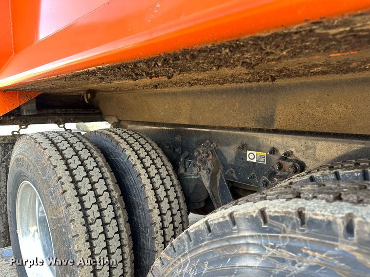 image for item DR4254 2021 Kenworth T880 dump truck