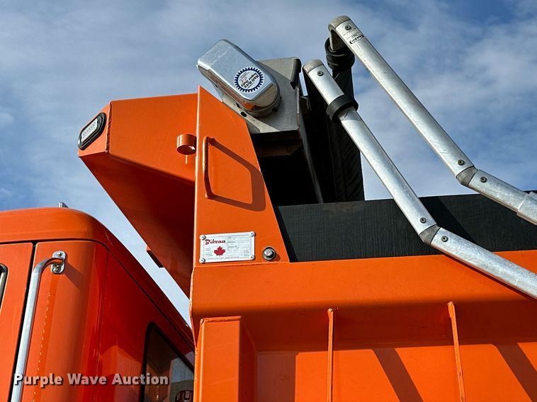 image for item DR4254 2021 Kenworth T880 dump truck