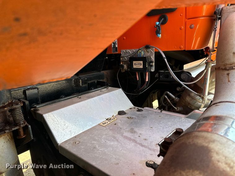 image for item DR4254 2021 Kenworth T880 dump truck