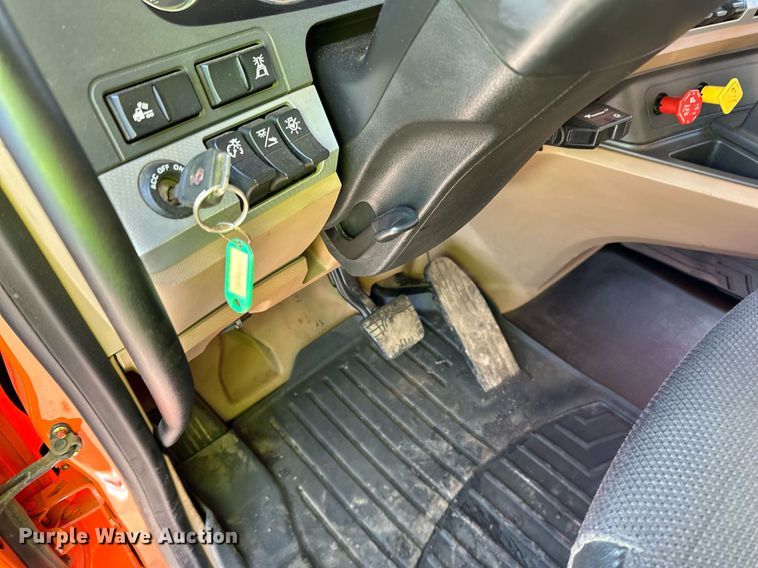 image for item DR4254 2021 Kenworth T880 dump truck