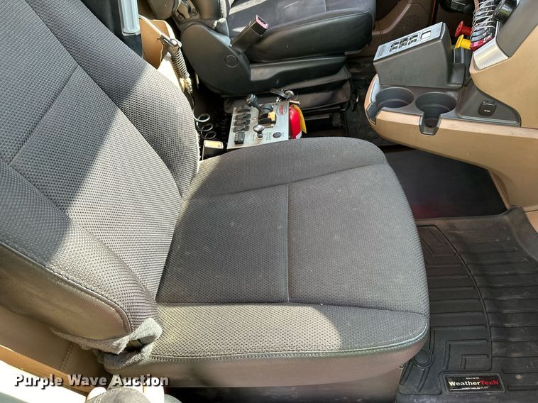 image for item DR4254 2021 Kenworth T880 dump truck