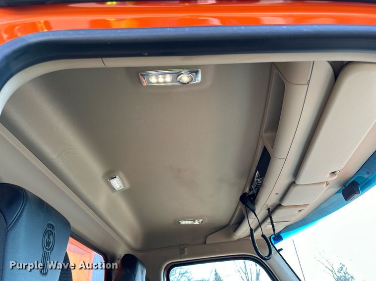 image for item DR4254 2021 Kenworth T880 dump truck