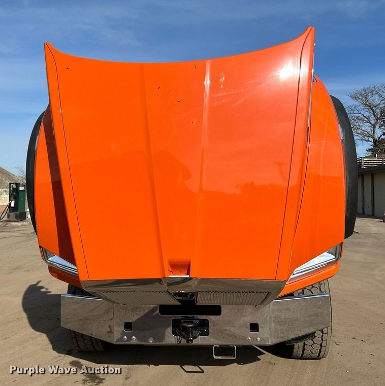 image for item DR4254 2021 Kenworth T880 dump truck