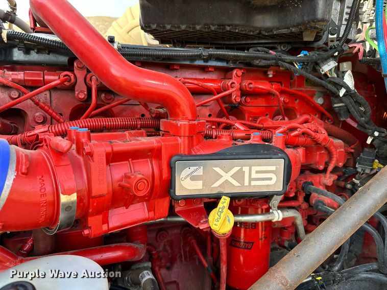 image for item DR4254 2021 Kenworth T880 dump truck